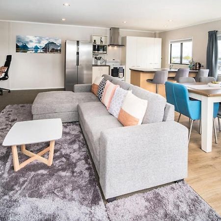 Central Manukau Escape Lägenhet Auckland Exteriör bild