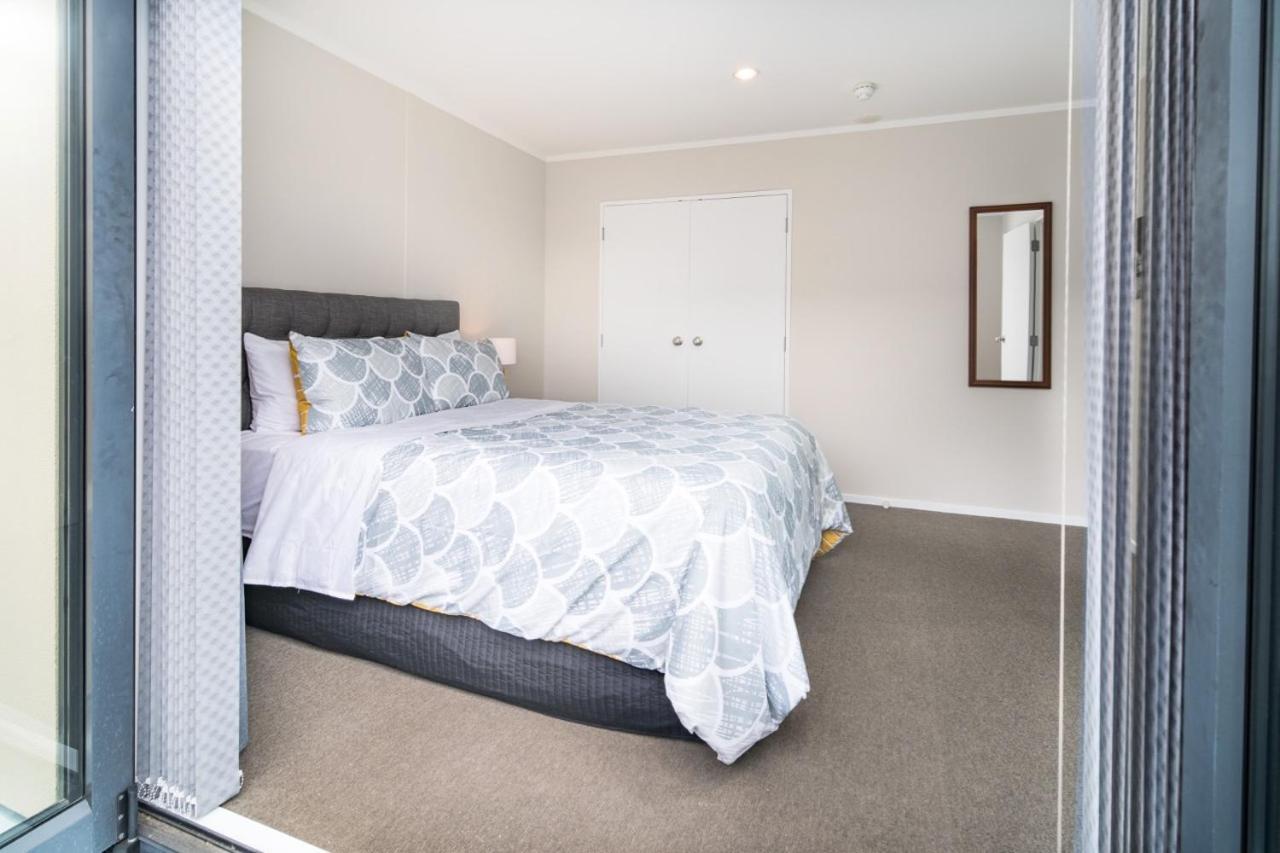 Central Manukau Escape Lägenhet Auckland Exteriör bild