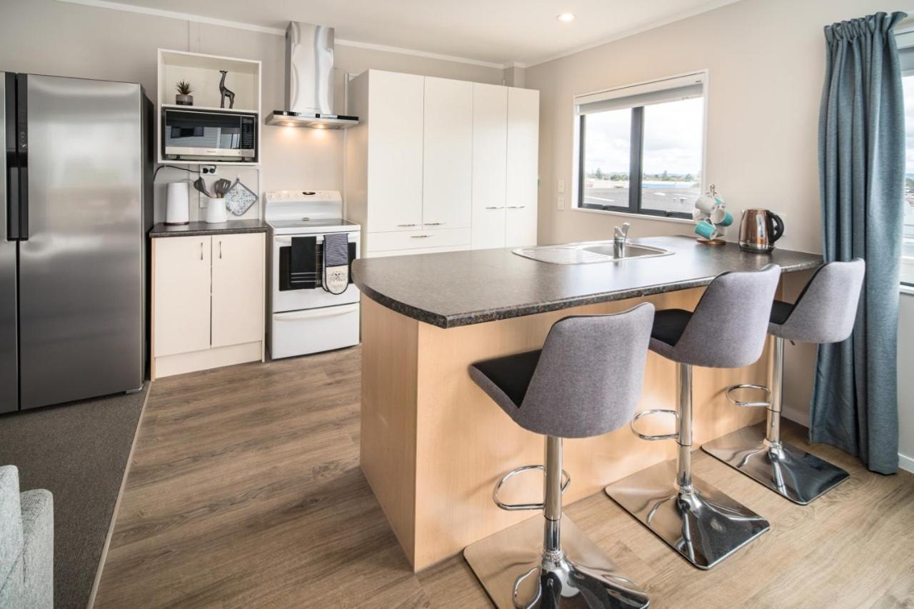 Central Manukau Escape Lägenhet Auckland Exteriör bild