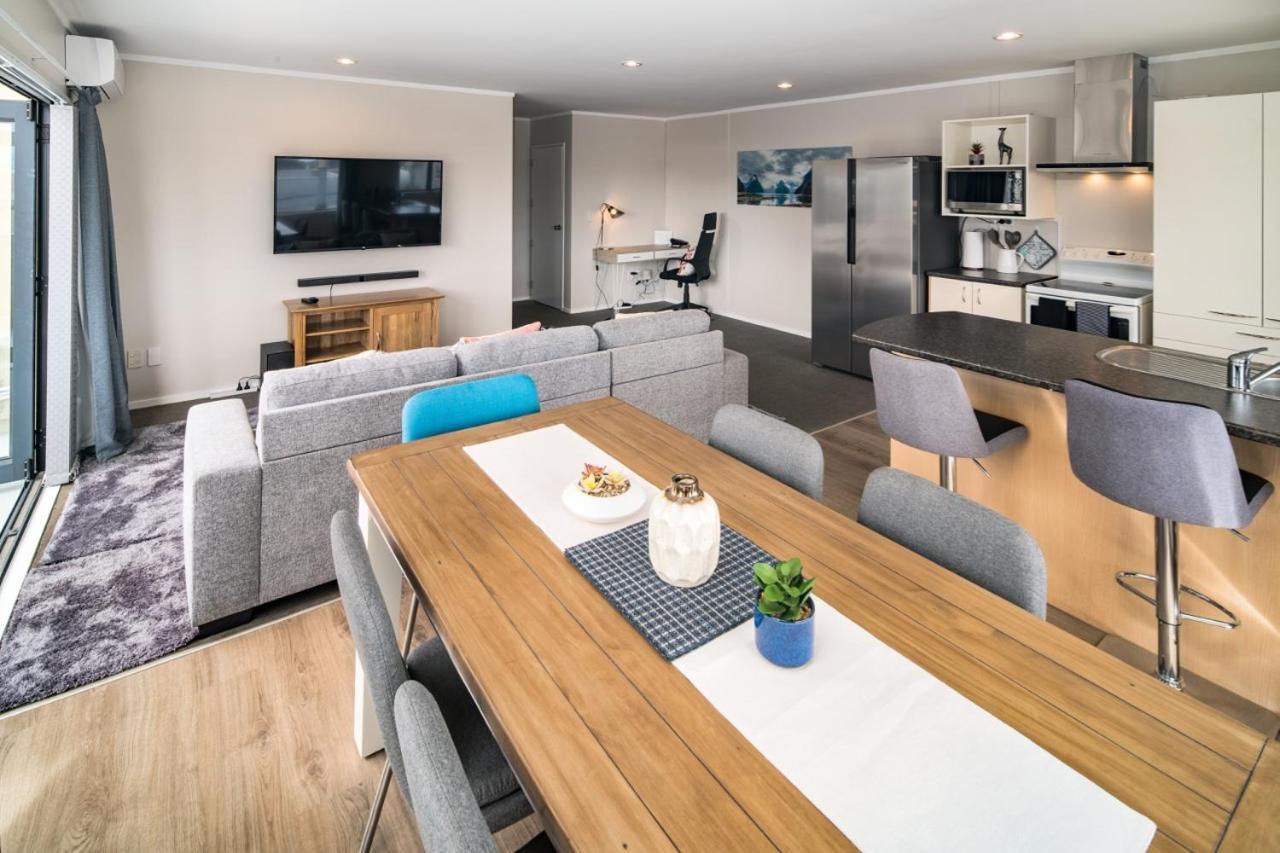 Central Manukau Escape Lägenhet Auckland Exteriör bild
